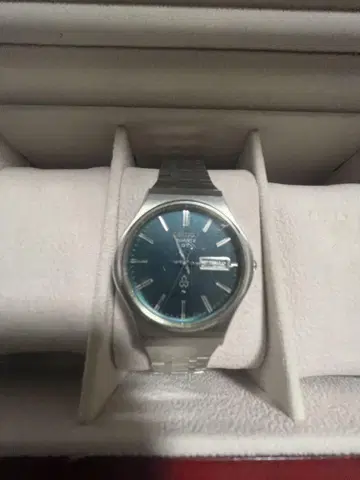 세이코 쿼츠 QT