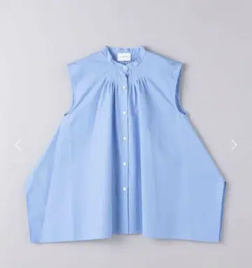 턱 플레어 슬리브리스 블라우스 UNITED ARROWS