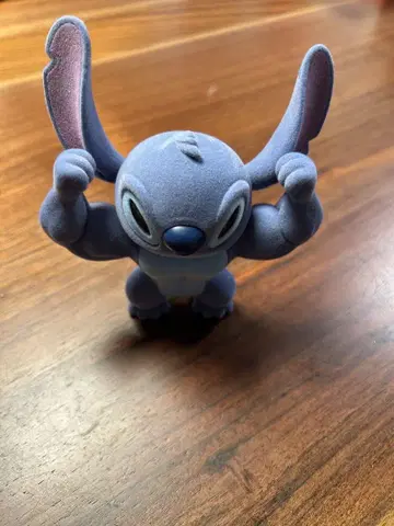 52TOYS 스티치 피규어 The Cute Stitch