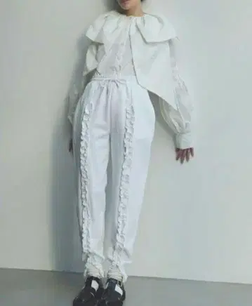 Bibiy. 비비 JULIET RELAX PANTS 조거 팬츠