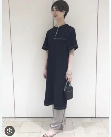 유나이티드 애로우즈 취급 이우엔마토프 포켓 슬릿 원피스 블랙