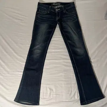 MOUSSY 일본제 로우라이즈 부츠컷 데님 플레어 Y2K