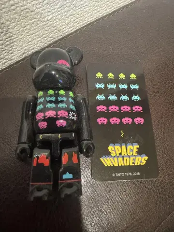 베어브릭 SPACE INVADERS 인베이더