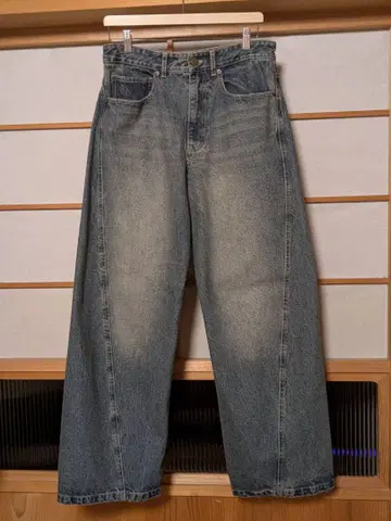 WYM VINTAGE WASHED CURVED DENIM L 사이즈