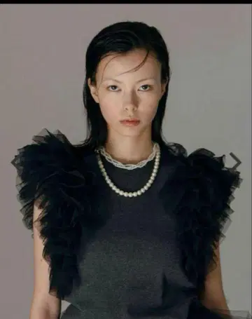 Bibiy MICHAELA TULLE TOP 튤 상의 정품