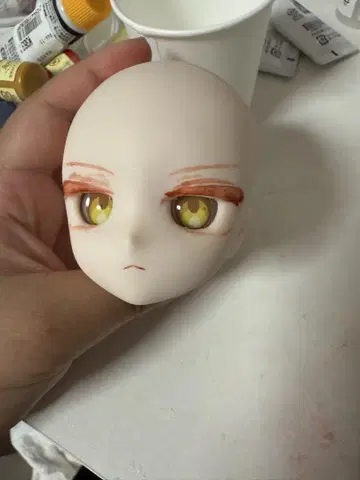 돌피드림 헤드 스킨 컬러 골드 컬러 눈