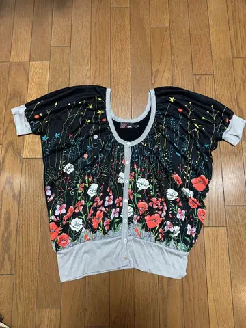 yuMi 꽃무늬 가디건