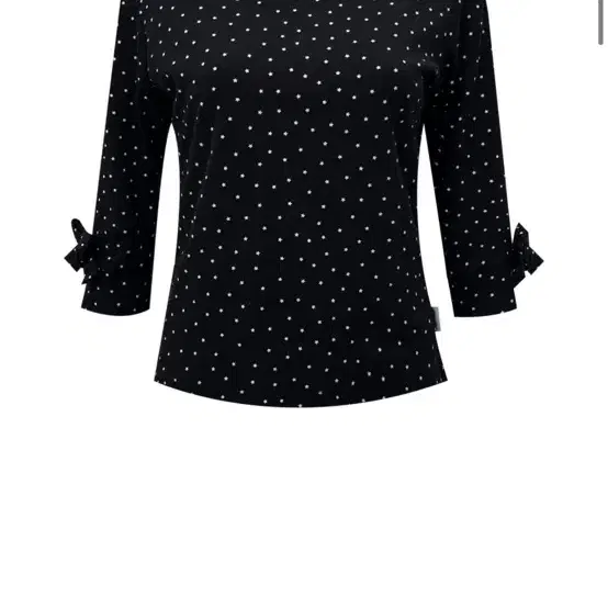 ★chemehc★STARRY HALF TEE (BLACK)★正規品/韓国送料込 Chemesi STARRY HALF TEE (BLACK) on Bunjang Global Site.