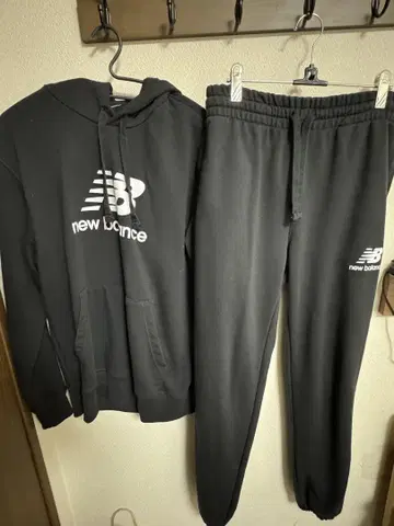 New Balance 블랙 맨투맨 셋업 L