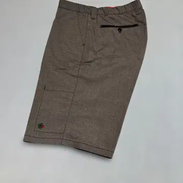 브래드 시프트 하프 팬츠