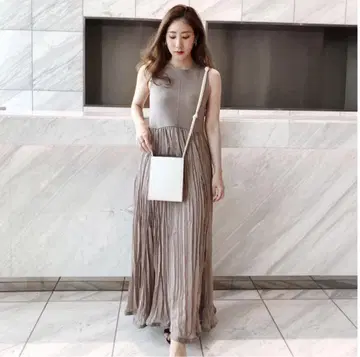 프레이아이디 와셔 플리츠 니트 콤비 원피스 개더 니트