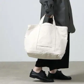 Yaeca 빅 툴 백 화이트