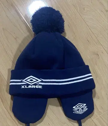 엄브로 X-LARGE 니트 모자 귀마개 포함