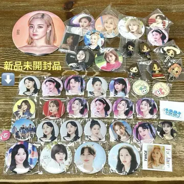 TWICE 지효 채영 나연 미나 다현 캔뱃지 아크릴 스탠드 임시 가격