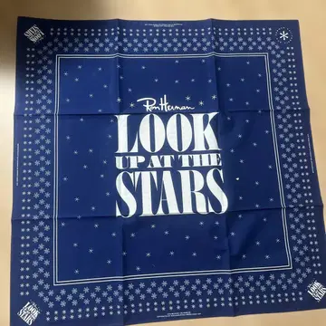 Ron Herman LOOK UP AT THE STARS 반다나