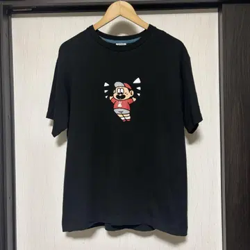 CUNE 캐릭터 프린트 티셔츠 블랙