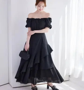 NICE CLAUP 일레헴 티어드 롱 원피스 블랙