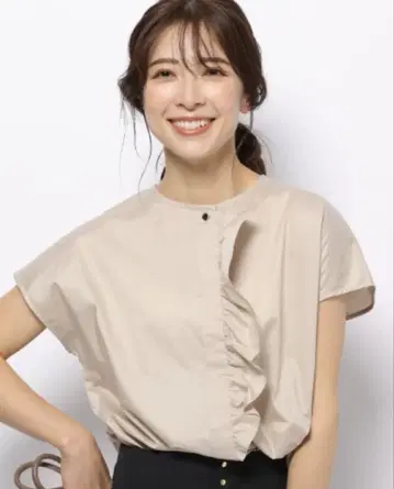 BARNYARD 스톰 프릴 프론트 프렌치 블라우스, 프릴 포함