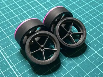 미니 사륜구동 페라 타이어 약 25.9mm 로우 프릭션