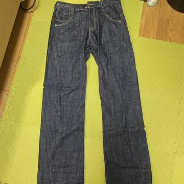 EVISU 다크 블루 데님 스트레이트