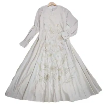 아멜리 MADELYN EMBROIDERY DRESS 드레스 원피스 M