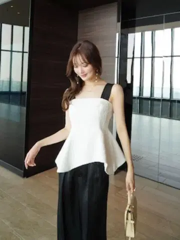 hyeon 헤용 뷔스티에