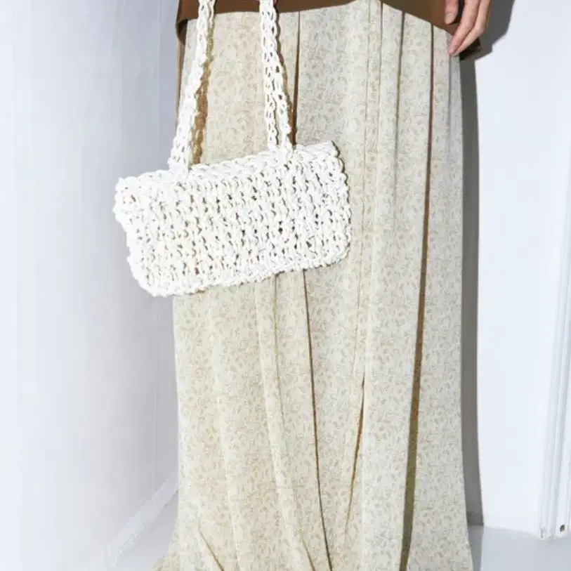MARGARIN FINGERS ♥ LACE FRILL STRING BAG /追跡付 Margarin Fingers LACE FRILL STRING BAG (New) on Bunjang