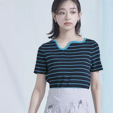 miette 웨이브 넥라인 보더 반팔 상의