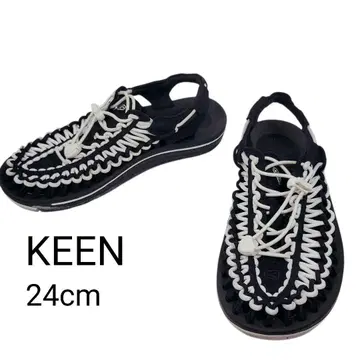 킨 유니크 24cm 블랙 화이트 샌들