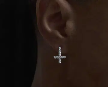 귀걸이 역십자가 주얼리 opium ken carson carti y2k