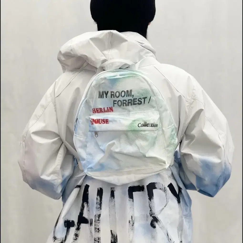THE MUSEUM VISITOR | 더뮤지엄비지터 The Museum Visitor