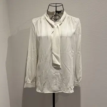 INDIVI 보타이 디자인 블라우스