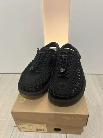 KEEN 유니크 샌들 27cm