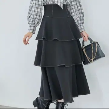 마제스틱 레곤 백 레이스업 티어드 스커트