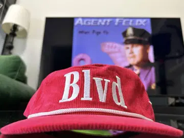 BLVD Pony Express 코듀로이 캡 레드