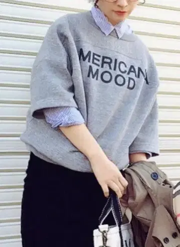 AMERICANA 맨투맨 반팔 트레이닝복 로고 F 그레이 아메리카나