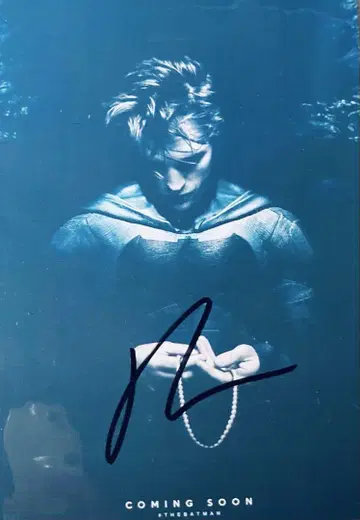 THE BATMAN 로버트 패틴슨 친필 사인 포함 사진 트와일라잇 q