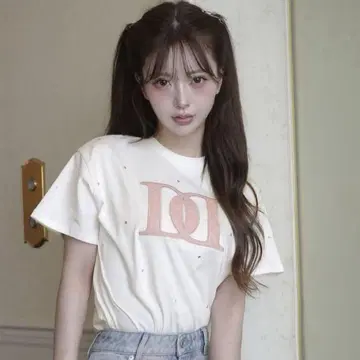 Darich 퀼팅 아플리케 비쥬 티셔츠 화이트