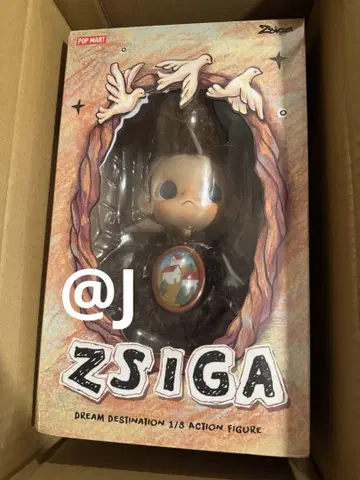 POP MART ZSIGA 1/8 액션 피규어