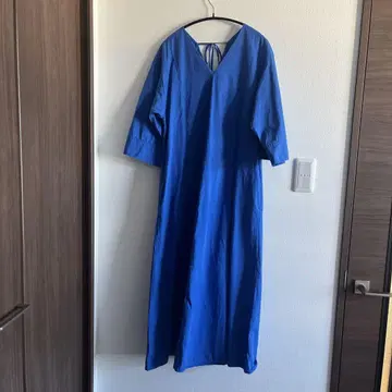 relume 파랑 롱 원피스 V넥