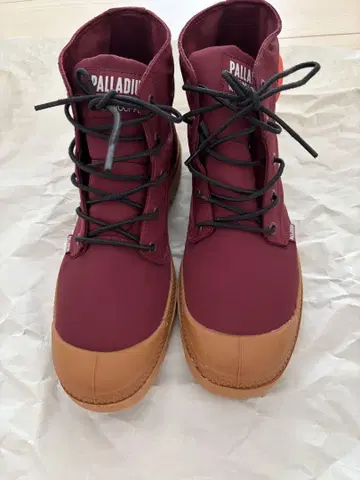 PALLADIUM 버건디 워크 부츠 24cm