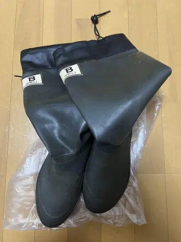 야생조류회 레인부츠 그레이 L 사이즈