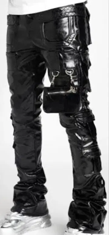 새상품 SIZE 30 GUAPI PU 레더 플레어 팬츠