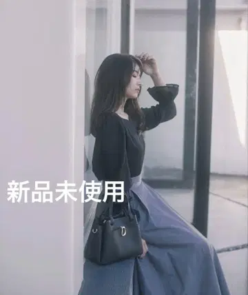 새상품 정가 11,990엔 프로포션 샴브레이 턱 플레어 스커트