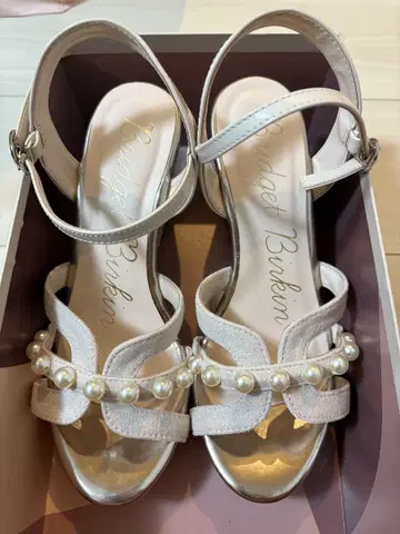 브리짓 버킨 웨지솔 샌들