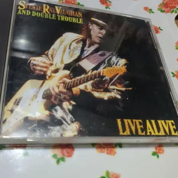 Stevie Ray Vaughan Live Alive CD 명연주입니다.