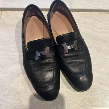 블랙 가죽 로퍼 메탈 버클