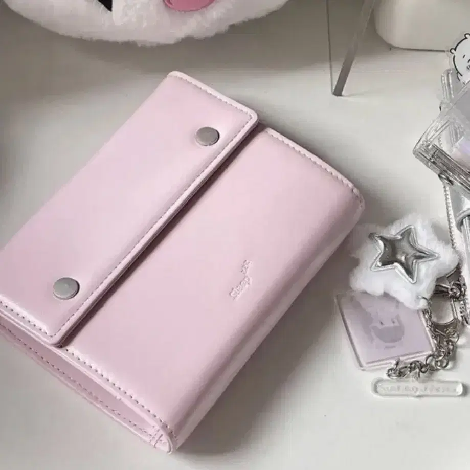 Idang Club x Milky Heart 5-Ring Wallet Diary #아이당클럽밀키 Idang Club x Milky Heart 5-Ring Wallet Diary #아이당클럽밀키