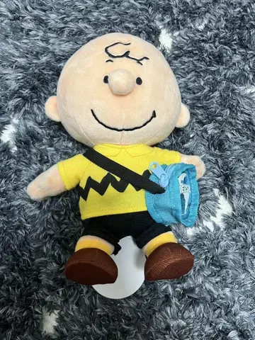 찰리 브라운 봉제 인형