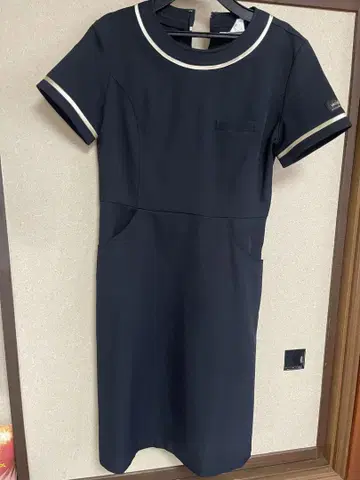 에스테틱 유니폼